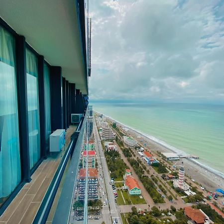 Batumi Floor40 Hotel Buitenkant foto