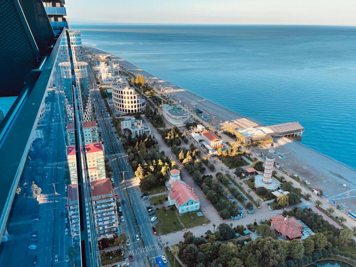 Batumi Floor40 Hotel Buitenkant foto